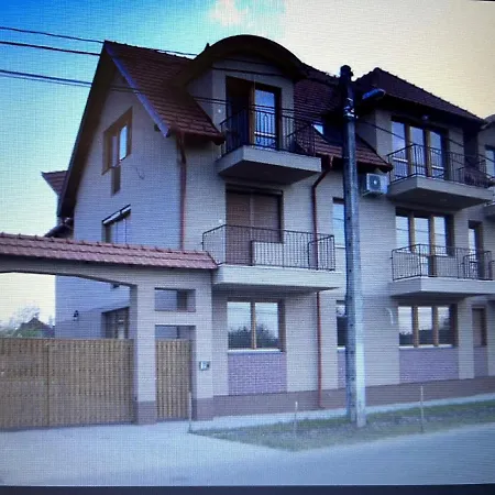 Brookforest Family Apartment Hajduszoboszlo