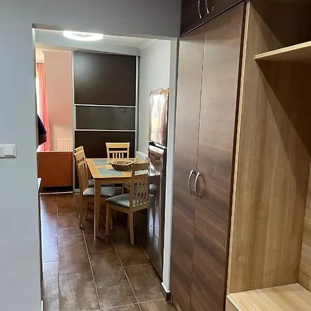 Apartment Brookforest Family