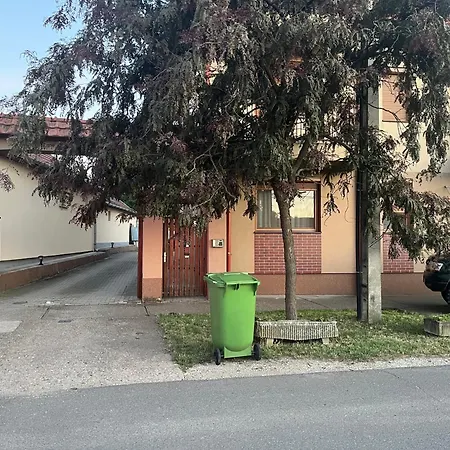 Brookforest Family Apartment Hajduszoboszlo